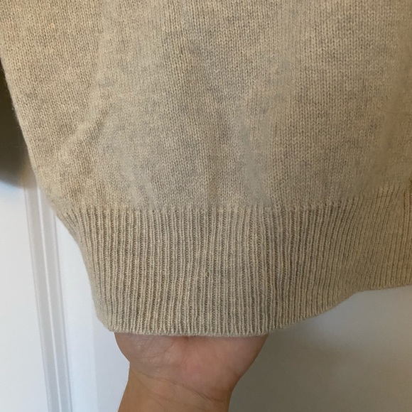 Jack Wills Grey Winter sweater (3/4 length sleeves) - Picture 3 of 3